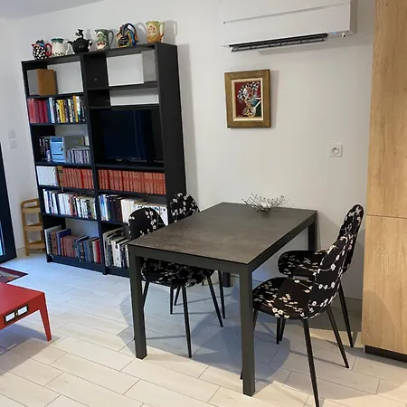 Maison Moderne Vue Sur Albi Holiday home Puygouzon-et-Montsalvy